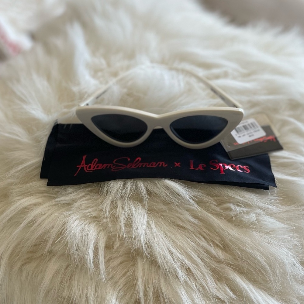 Le Specs by Adam Selman The Last Lolita in White - Picture 7 of 12